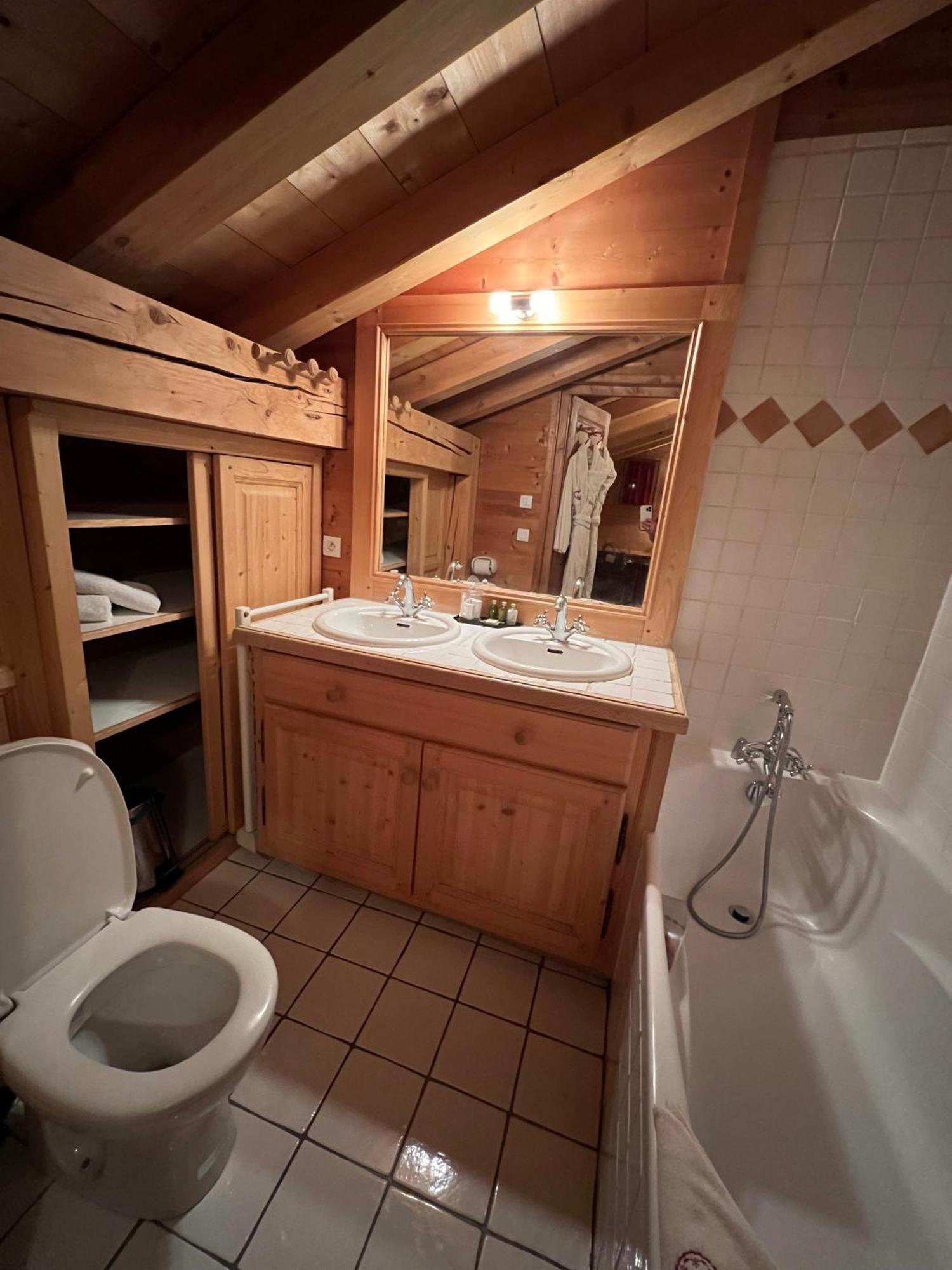 Chambres Et Mazots Du Chalet De Mado 메게브 외부 사진