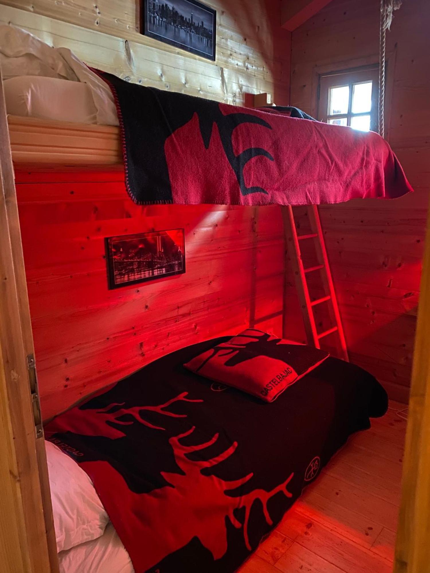 Chambres Et Mazots Du Chalet De Mado 메게브 외부 사진
